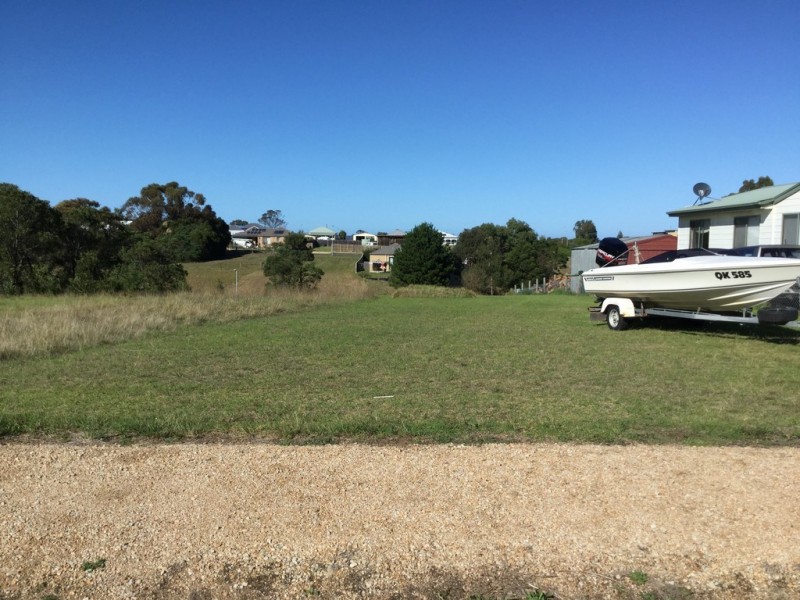 11 SEAGULL AVENUE, Metung VIC 3904