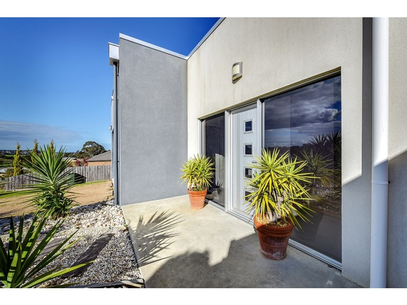 52 ALBATROSS ROAD, Kalimna VIC 3909