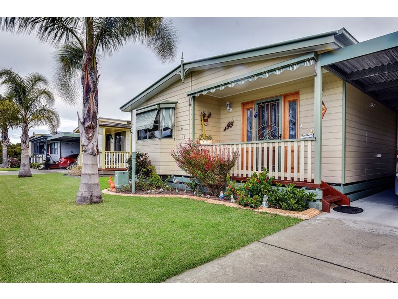 10/86 Golf Links Road, Lakes Entrance VIC 3909