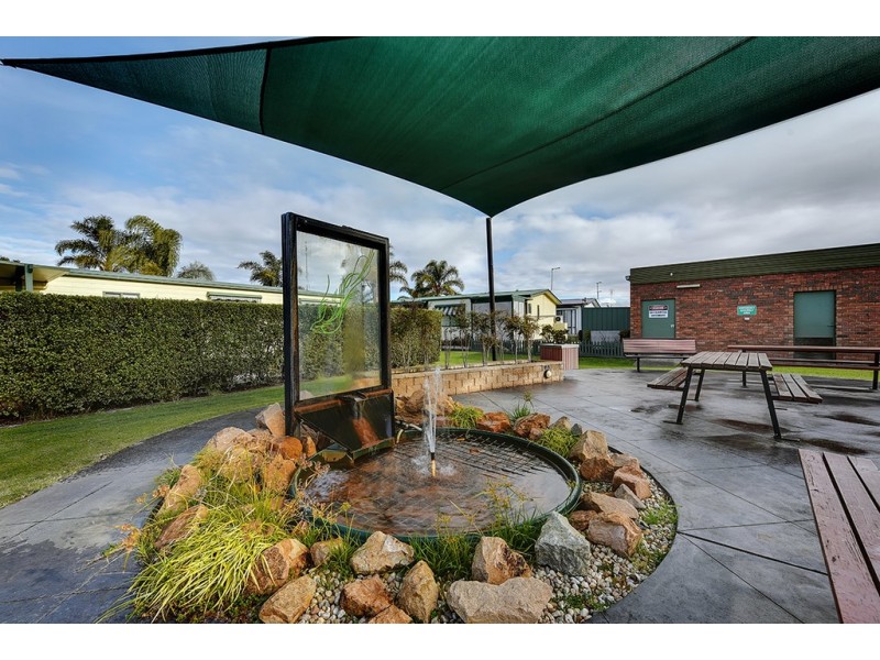 10/86 Golf Links Road, Lakes Entrance VIC 3909