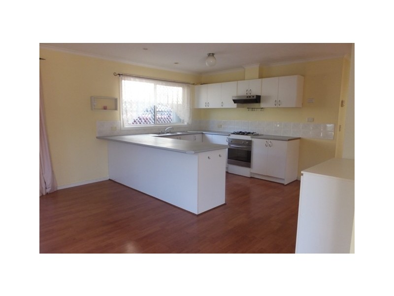 27 Flounder Road, Lake Tyers Beach VIC 3909