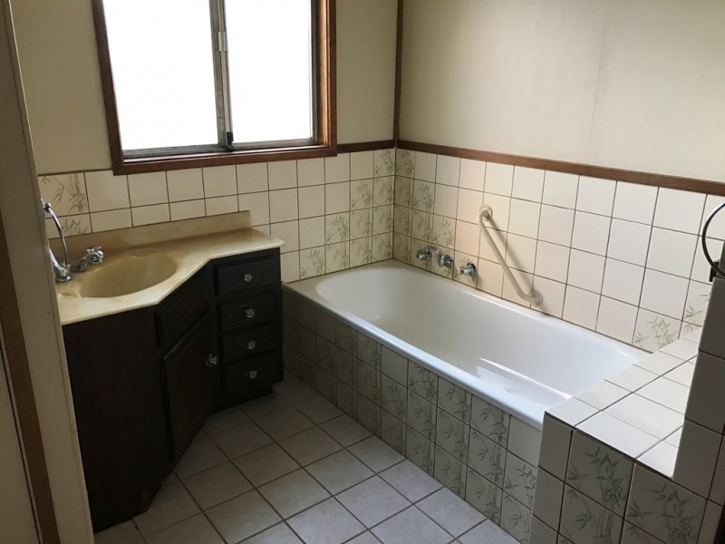 18 HUGH STREET, Metung VIC 3904