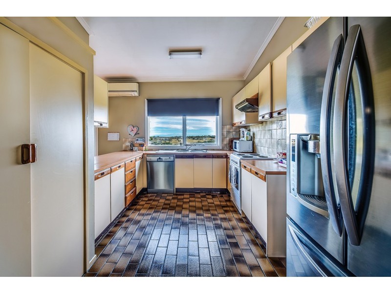 36 CUNNINGHAM COURT, Swan Reach VIC 3903