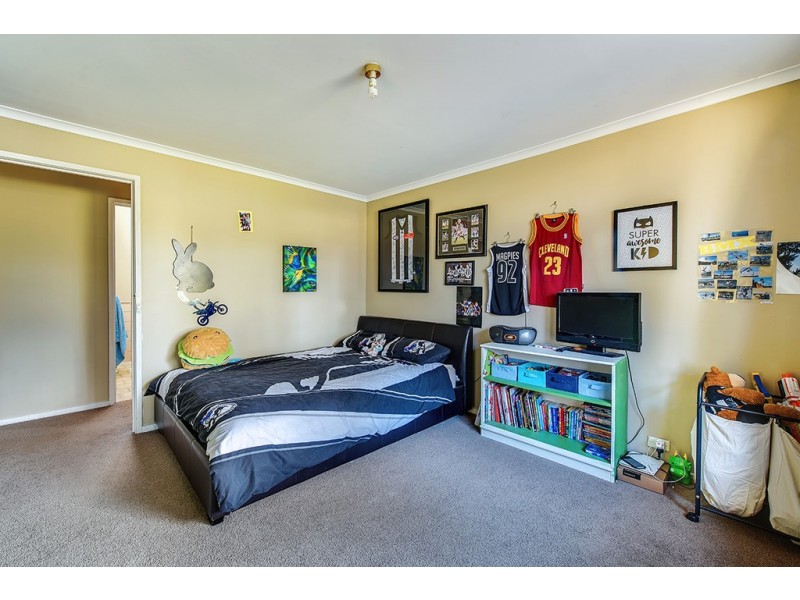 36 CUNNINGHAM COURT, Swan Reach VIC 3903