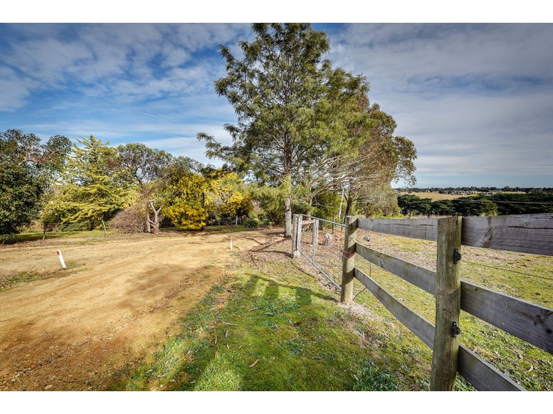 36 CUNNINGHAM COURT, Swan Reach VIC 3903