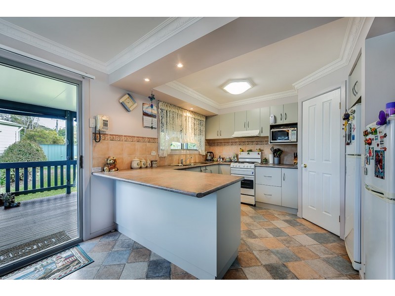 4 / 86 GOLF LINKS ROAD, Lakes Entrance VIC 3909