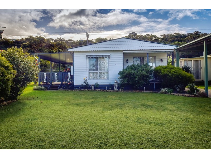 4 / 86 GOLF LINKS ROAD, Lakes Entrance VIC 3909