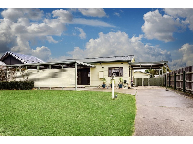 5 Phillips Street, Lakes Entrance VIC 3909