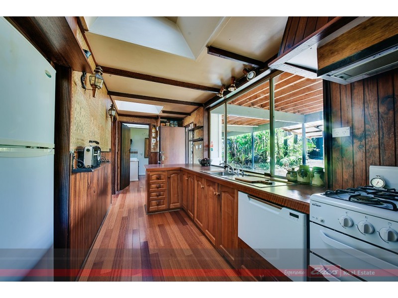 38 ONEILLS ROAD, Lakes Entrance VIC 3909