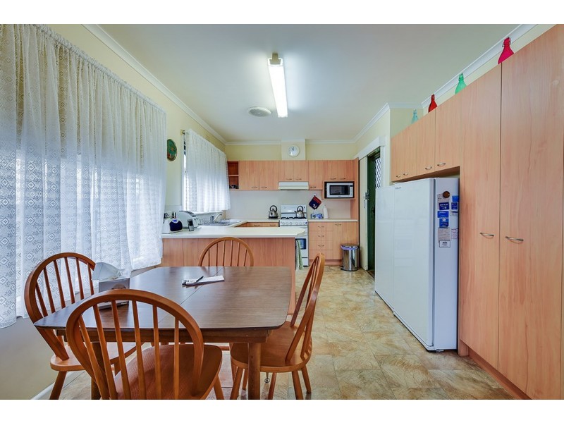 7 COATES ROAD, Lakes Entrance VIC 3909