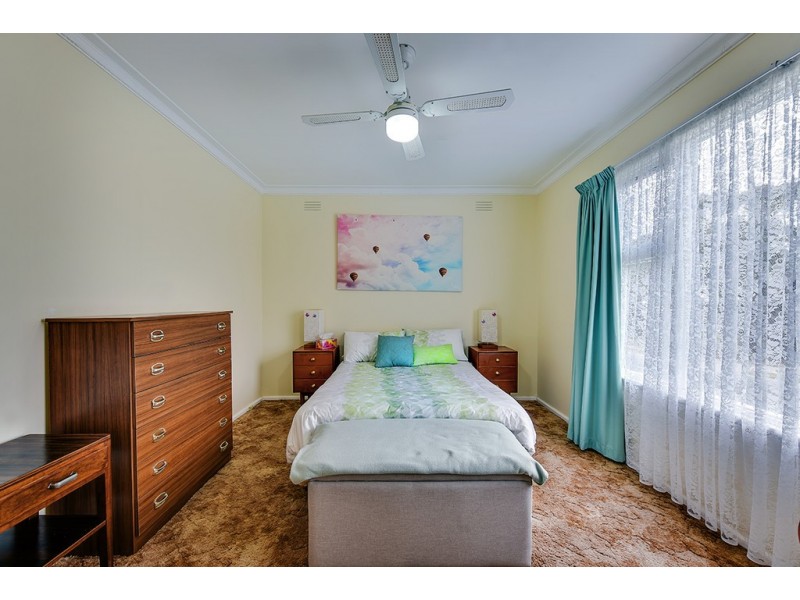 7 COATES ROAD, Lakes Entrance VIC 3909