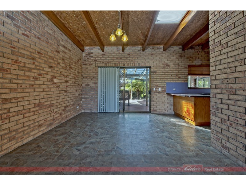 19 PERIWINKLE DRIVE, Lakes Entrance VIC 3909