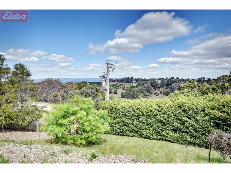 16 Moorhouse Street, Metung VIC 3904