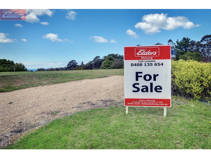 16 Moorhouse Street, Metung VIC 3904