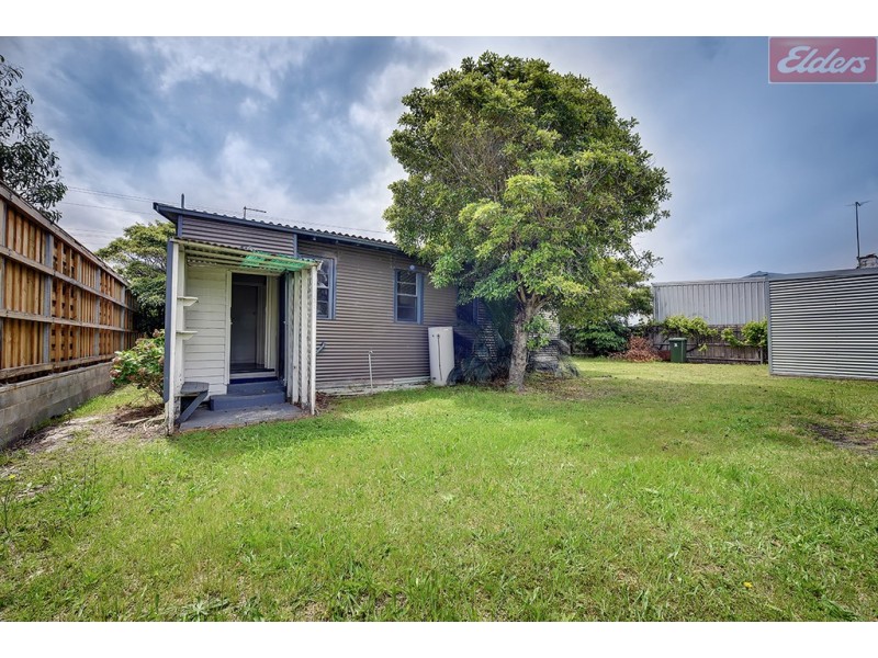 14 MARINE PARADE, Lakes Entrance VIC 3909