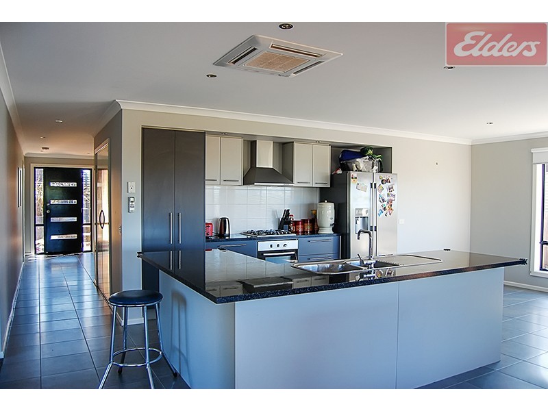 22 Hunters Lane, Kalimna VIC 3909