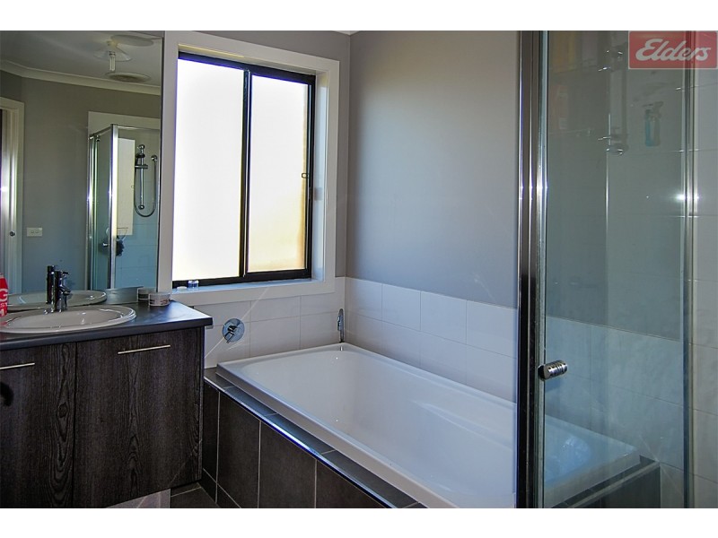 22 Hunters Lane, Kalimna VIC 3909