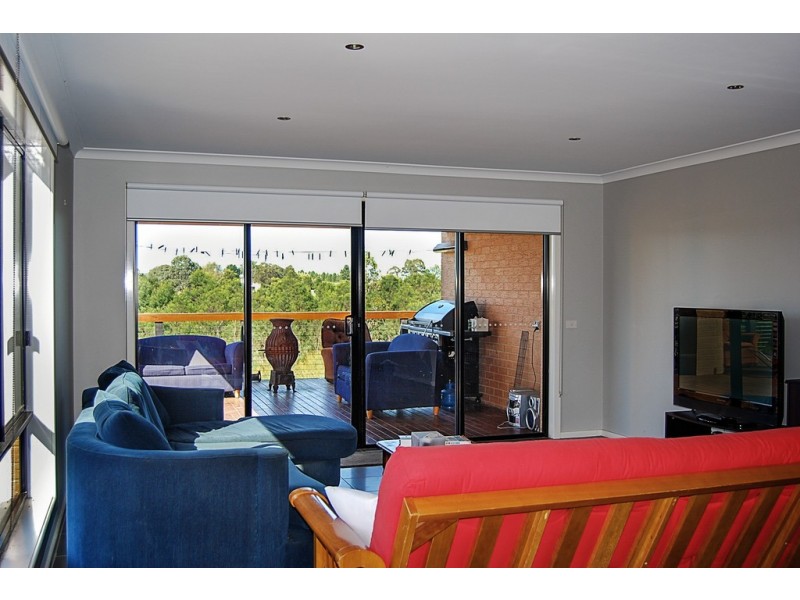 22 Hunters Lane, Kalimna VIC 3909