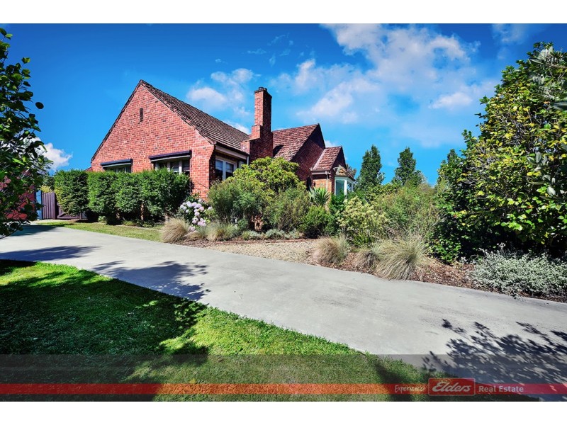 19 SCOTT STREET, Orbost VIC 3888