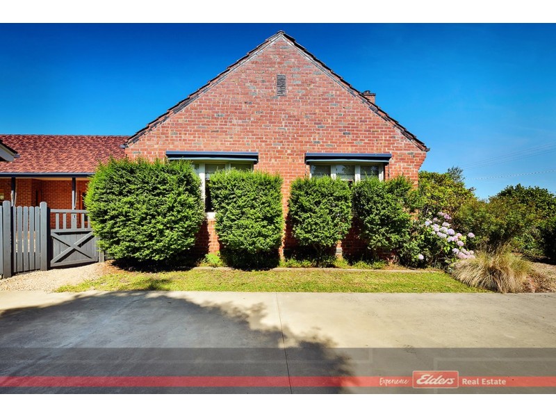 19 SCOTT STREET, Orbost VIC 3888