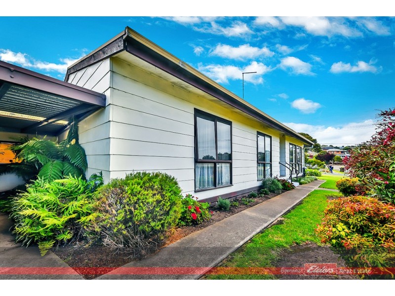 75 Carpenter Street, Lakes Entrance VIC 3909