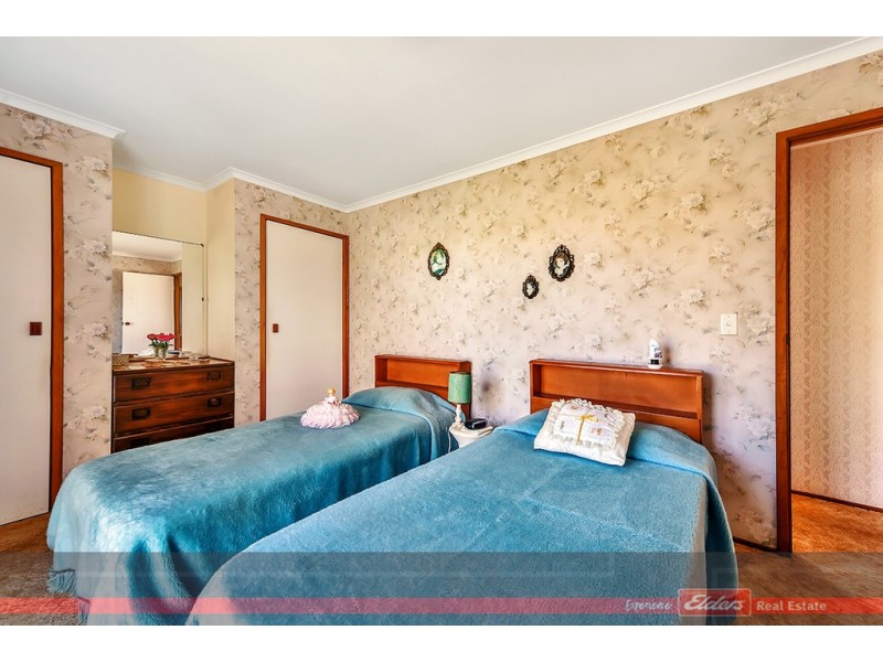 75 Carpenter Street, Lakes Entrance VIC 3909