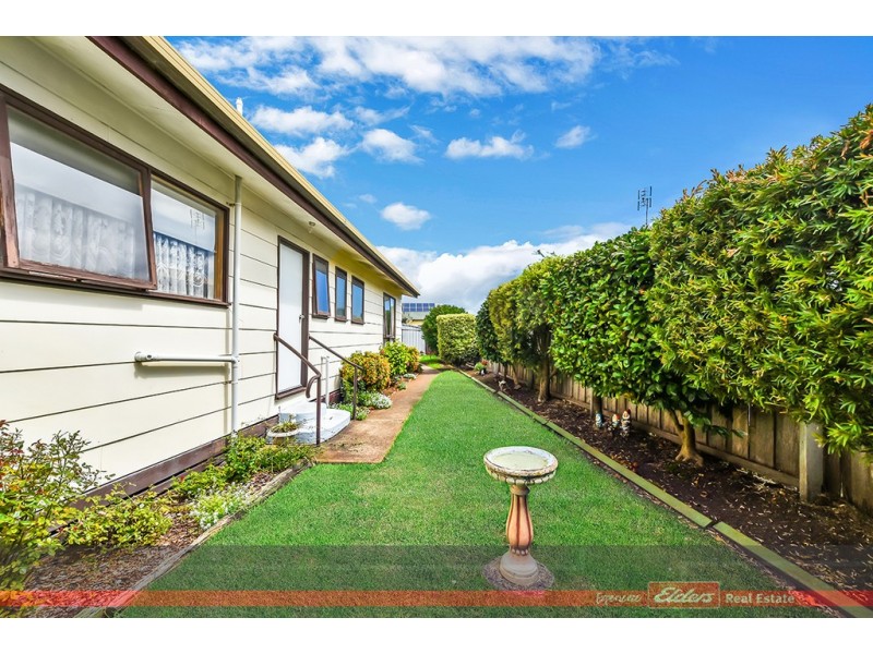 75 Carpenter Street, Lakes Entrance VIC 3909