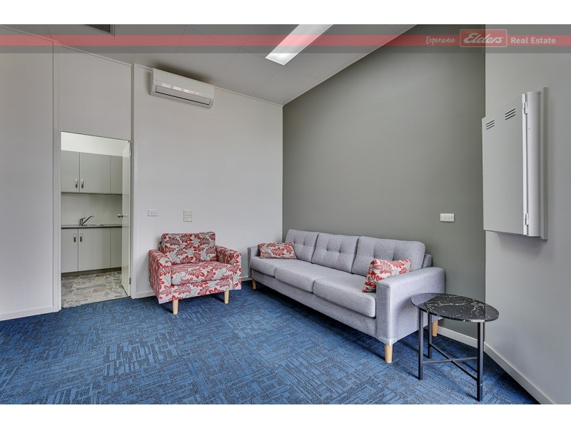 2 335 Esplanade, Lakes Entrance VIC 3909