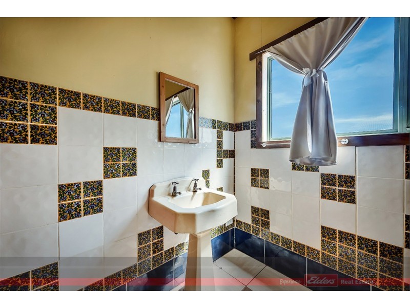 92 Albatross Road, Kalimna VIC 3909