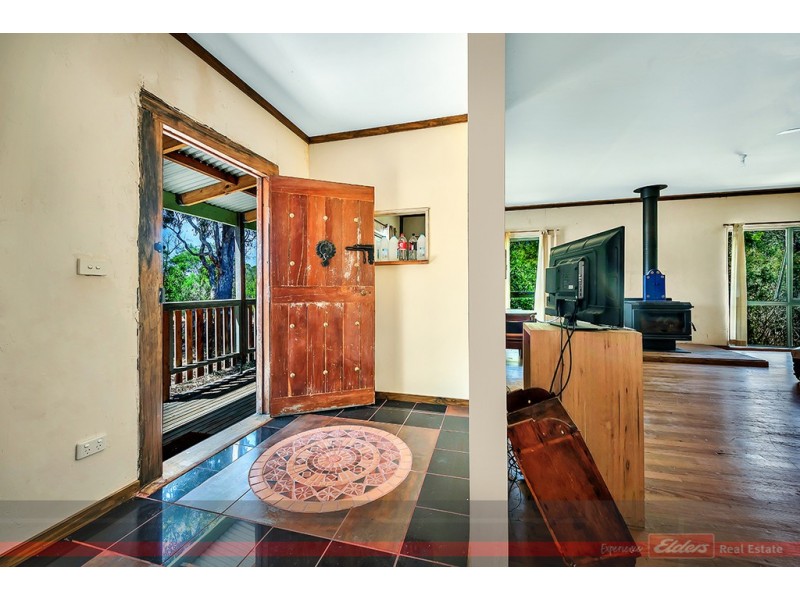 92 Albatross Road, Kalimna VIC 3909