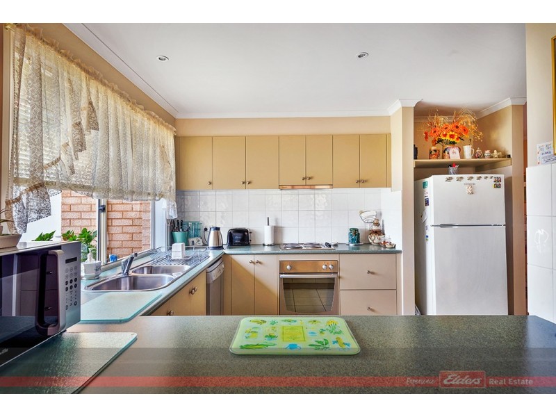 25 Norman Court, Lakes Entrance VIC 3909