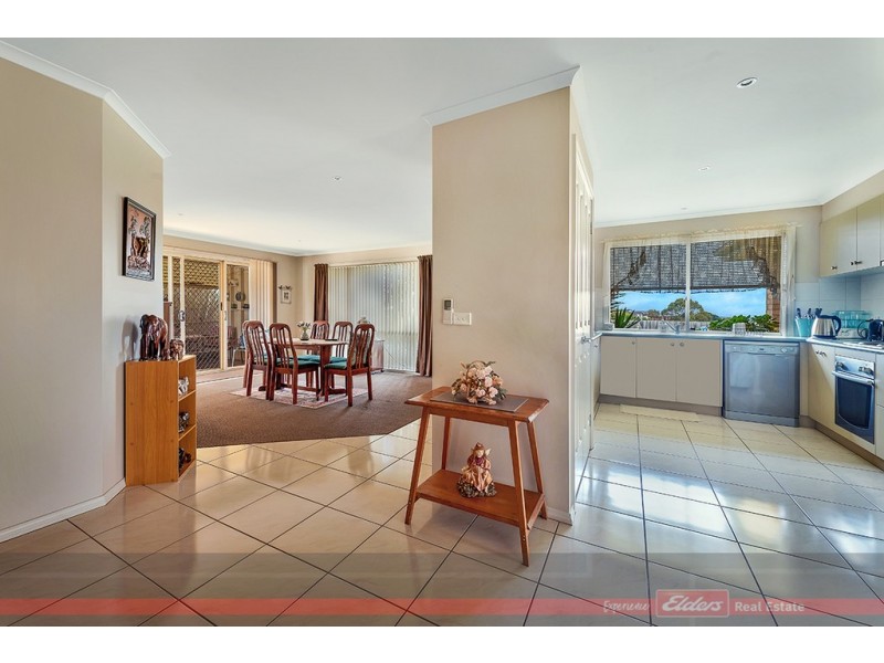 25 Norman Court, Lakes Entrance VIC 3909