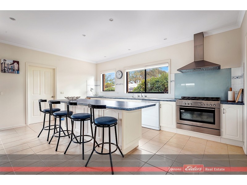 22 Hill Crest Way, Lake Tyers Beach VIC 3909