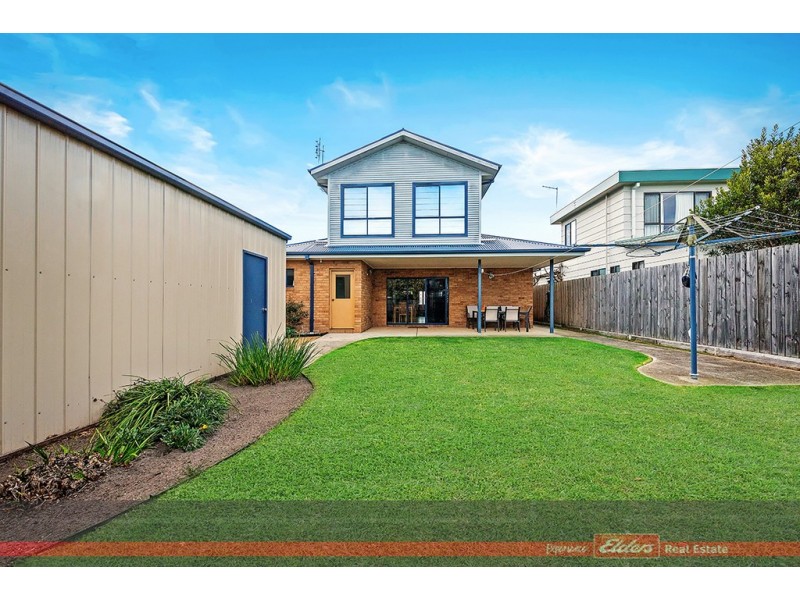 22 Hill Crest Way, Lake Tyers Beach VIC 3909
