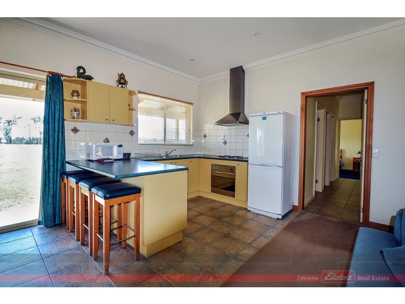 33 Cunningham Road, Swan Reach VIC 3903