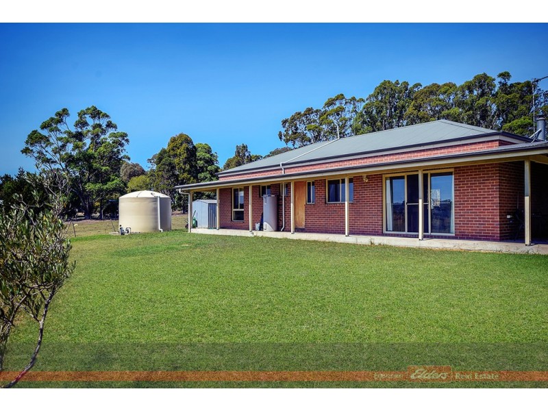 33 Cunningham Road, Swan Reach VIC 3903