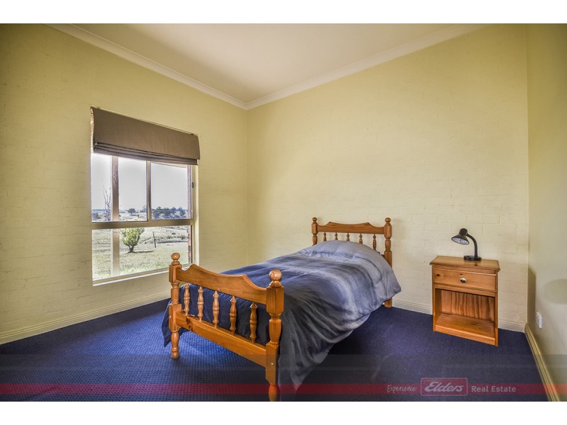 33 Cunningham Road, Swan Reach VIC 3903