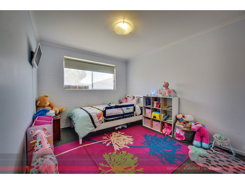 20 Leurimah Court, Lakes Entrance VIC 3909