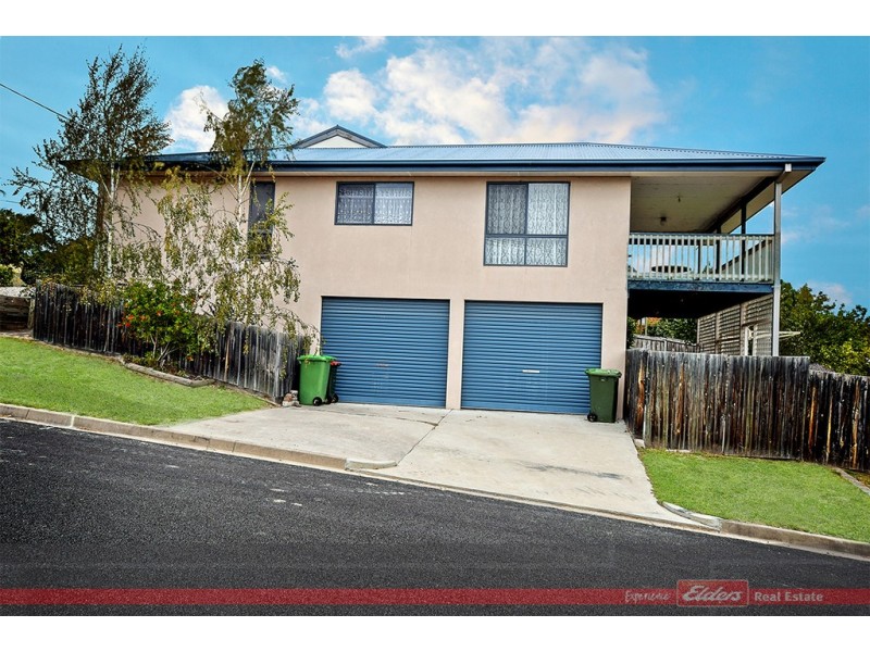 27 Abalone Avenue, Lakes Entrance VIC 3909