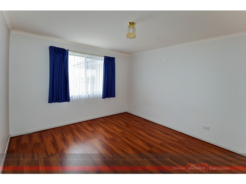 27 Abalone Avenue, Lakes Entrance VIC 3909