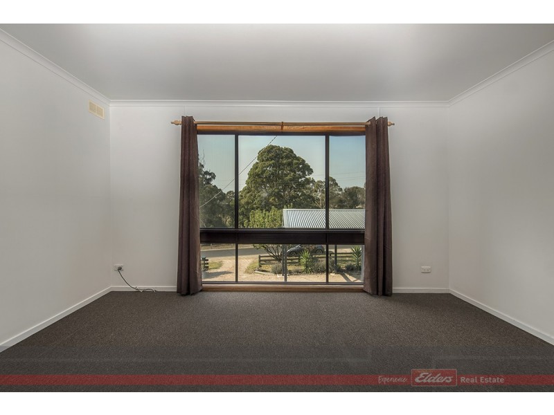 57 Beveridges Road, Lakes Entrance VIC 3909