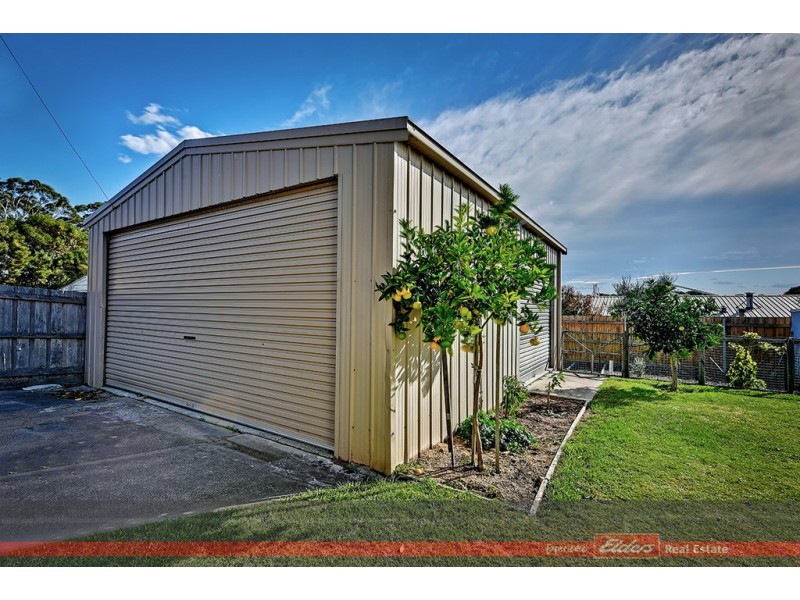 21 Hazel Road, Kalimna VIC 3909
