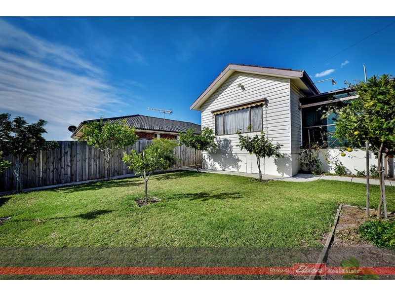 21 Hazel Road, Kalimna VIC 3909