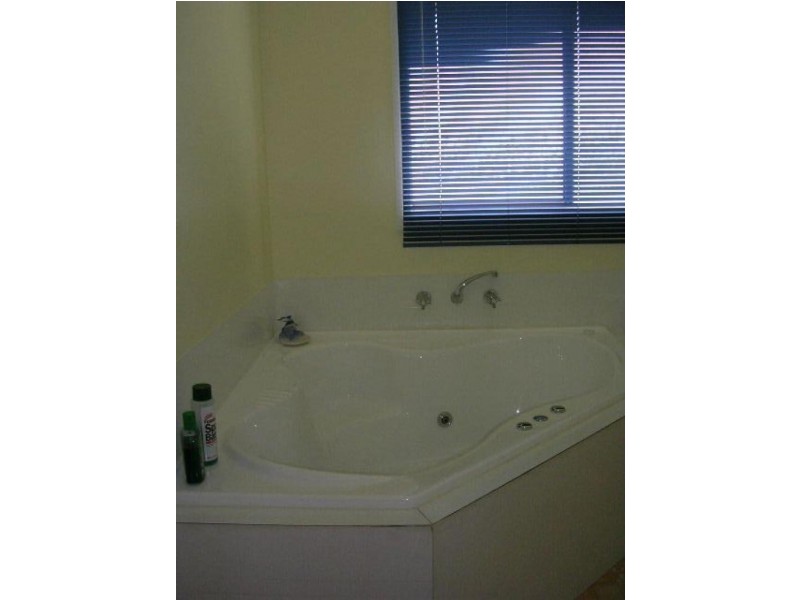 56 Palmers Road, Lakes Entrance VIC 3909