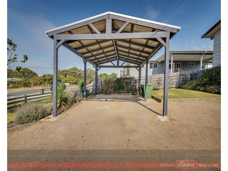57 BEVERIDGES ROAD, Lakes Entrance VIC 3909