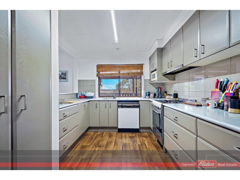 176 Albatross Road, Kalimna VIC 3909