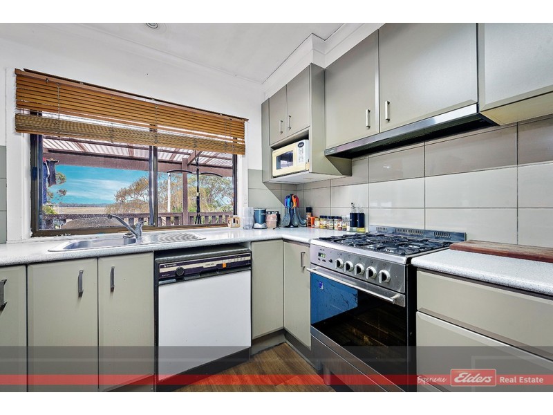 176 Albatross Road, Kalimna VIC 3909