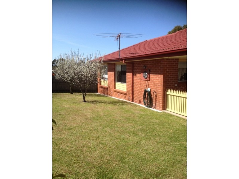 7 Webb Court, Lakes Entrance VIC 3909