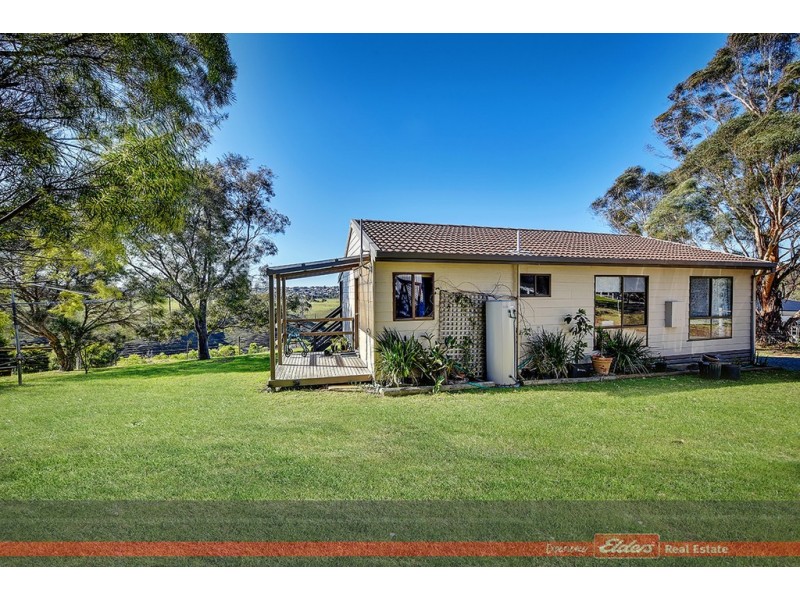 135 ALBATROSS ROAD, Kalimna VIC 3909