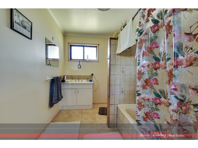 135 ALBATROSS ROAD, Kalimna VIC 3909